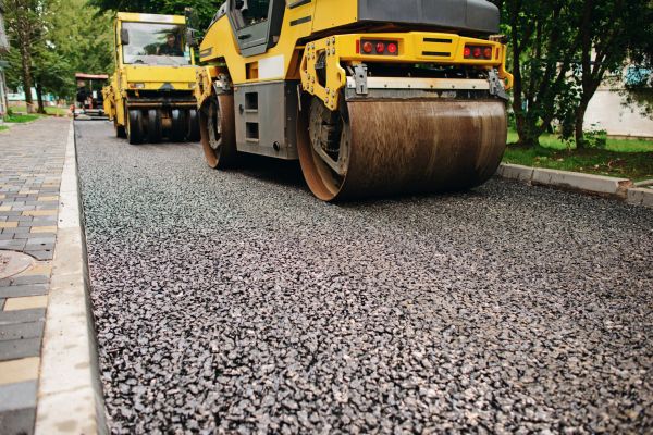 Gravel And Tar Paving in Katy